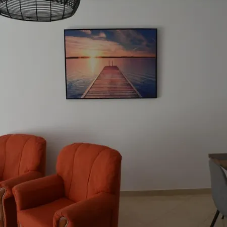 Apartment T2 Na Da Rocha By Domusgenial *